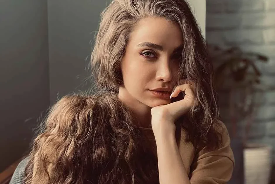 قبل از وقت بالوں کا سفید ہونا، اس کی وجوہات اور حقائق